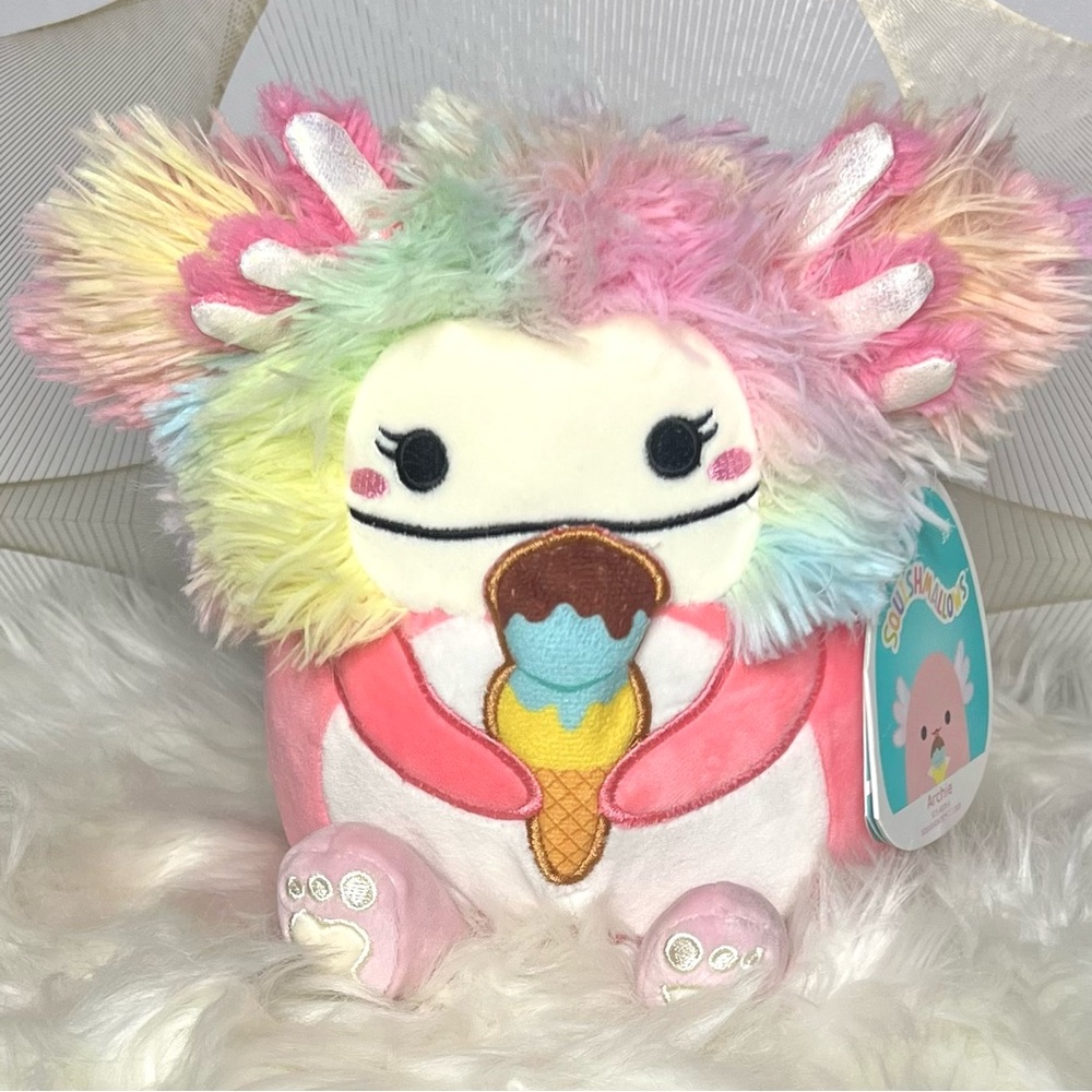 •SOLD• Custom Caparinne x Archie the Bigfoot Axolotl Eating Ice Cream Cone 7” - Picture 1 of 2